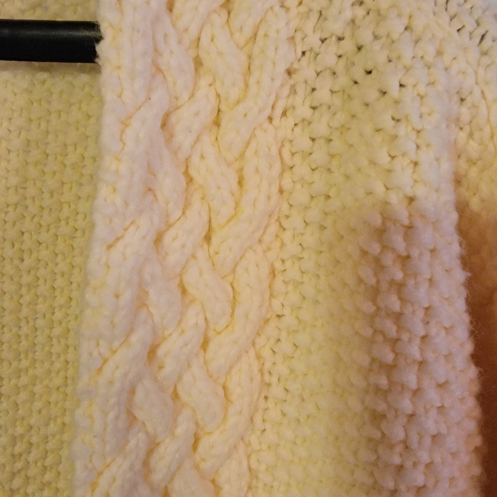 Mary Maxim Women's Cream Cable Knit Cardigan - Picture 8 of 9